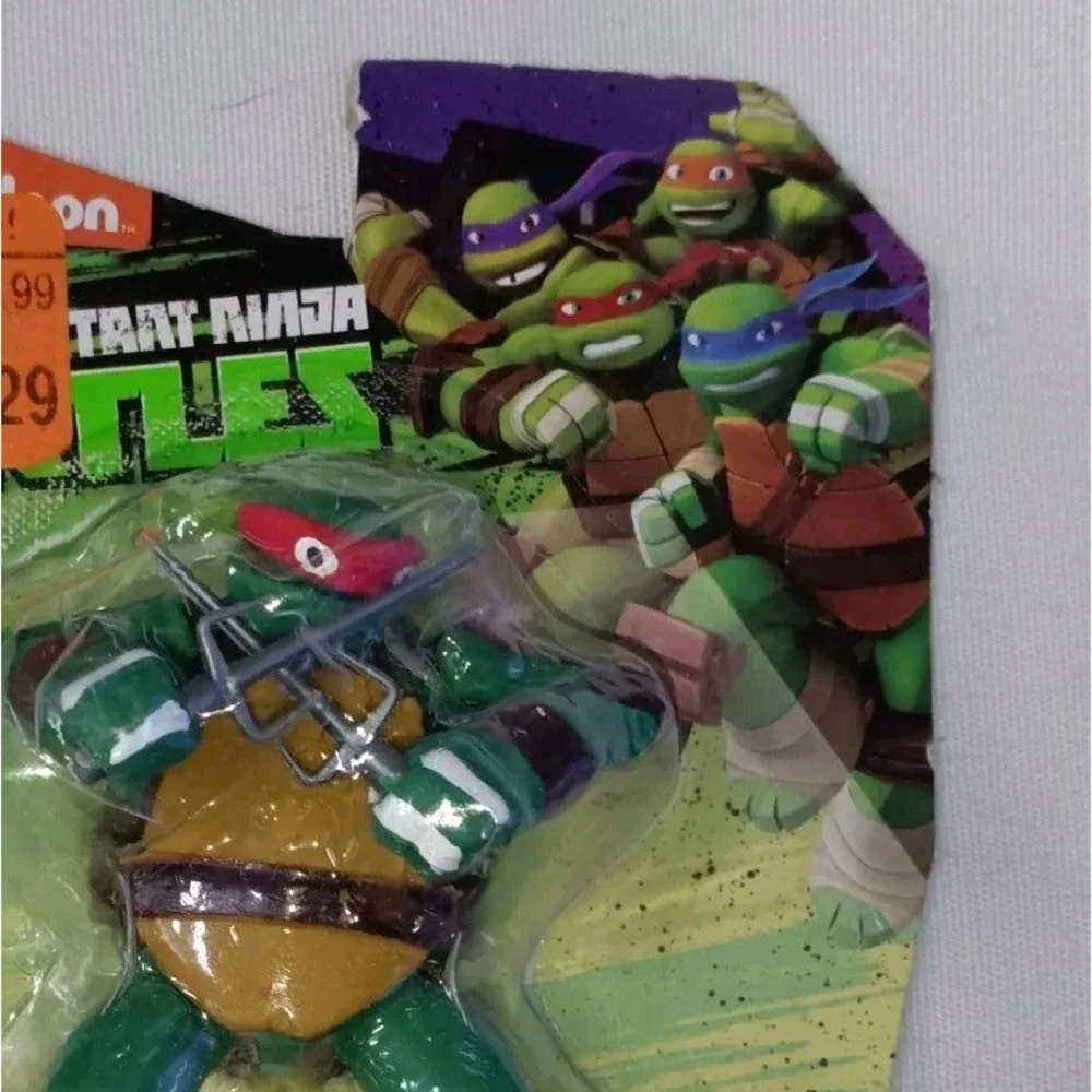 Teenage Mutant‎ Ninja Turtle Collectible Puzzle Erasers Donatello STILL SEALED